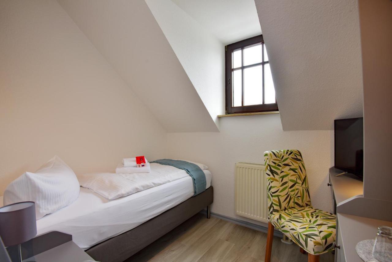 Dillstadt Landhotel Der Distelhof Mit Scheunencafe חדר תמונה